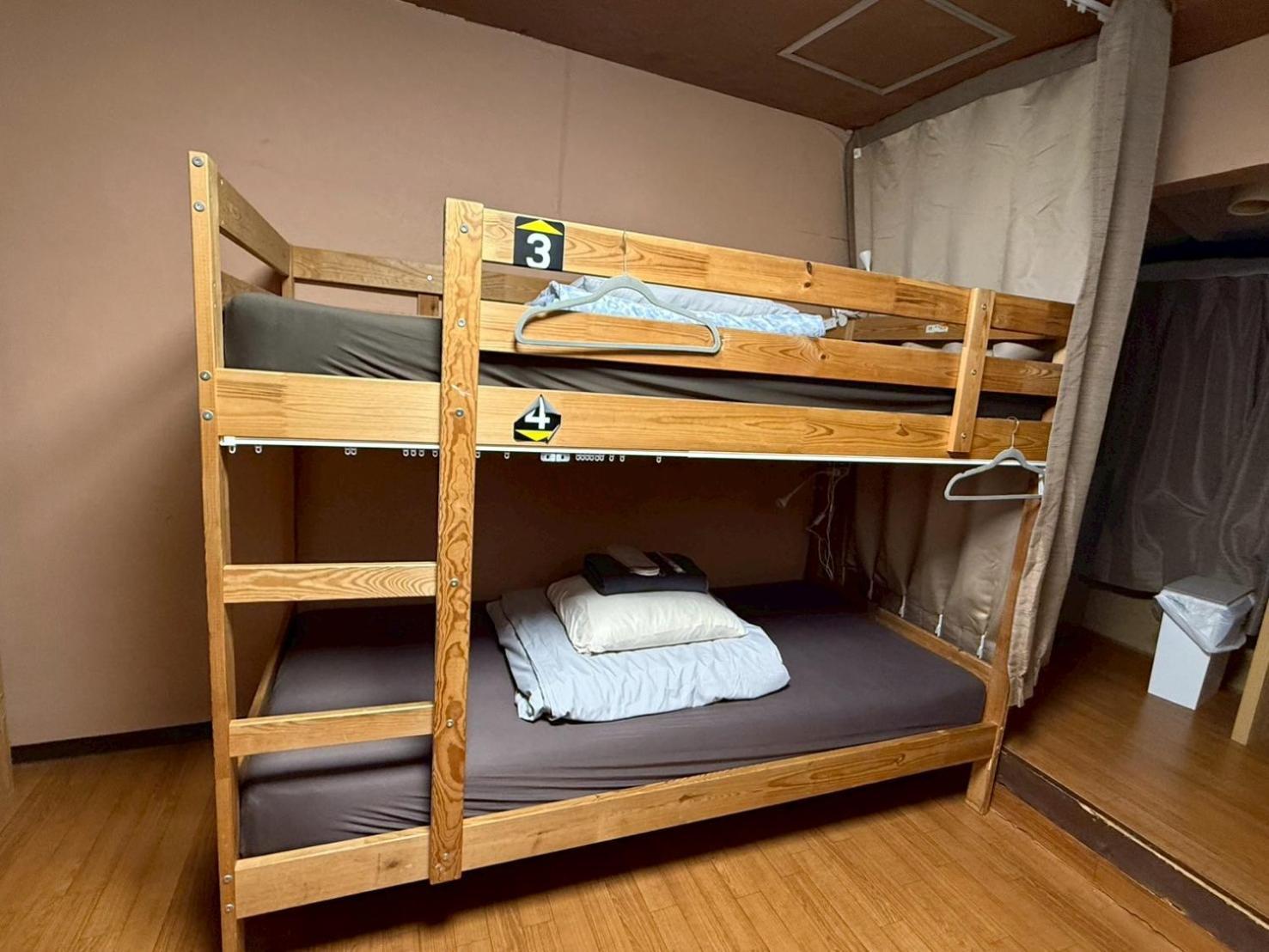 Hostel House *